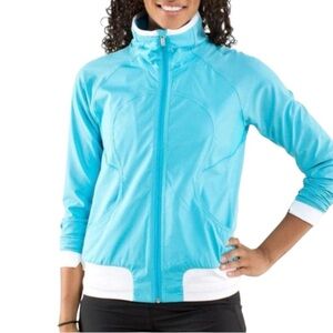 LULULEMON Track Attack Jacket in Spray Blue Size 8